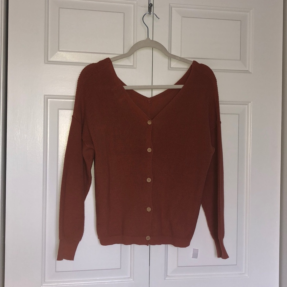 | Hippie Rose | V neck Sweater